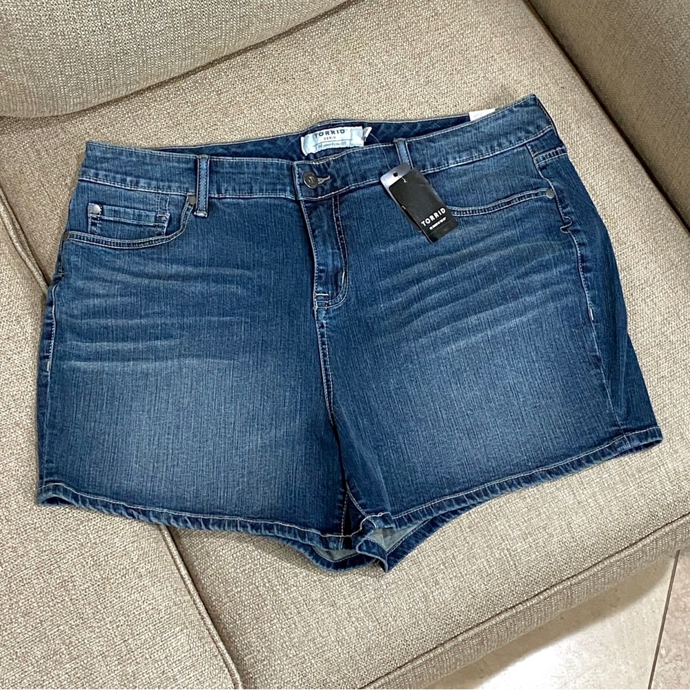 5” Blue Denim Shorts Torrid